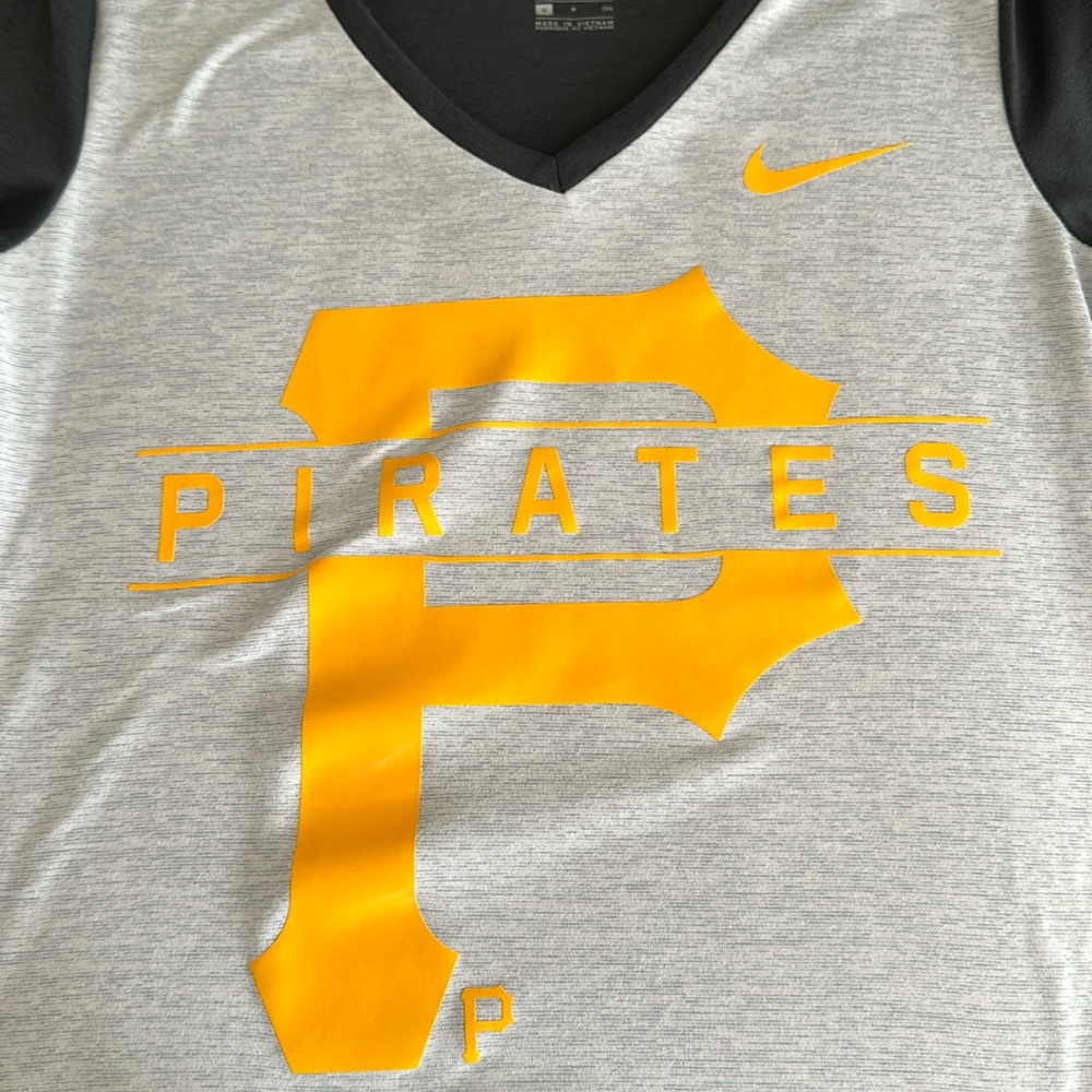 Pittsburgh Pirates T